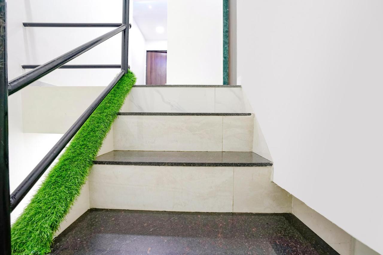 Fabexpress Bhau Residency - Nr Mumbai International Airport Hotel Exterior foto